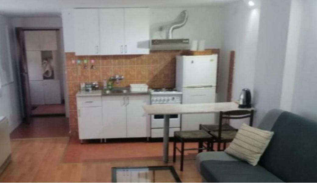 Apartman Oaza Olja Belgrado Esterno foto